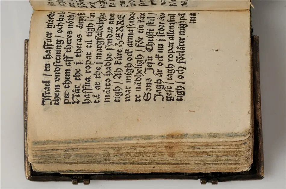 Bönbok, titel: "Någhra gudeligha böner utdragna aff then helga scrifft", tryckt hos Amund Laurentzon, Stockholm 1559.