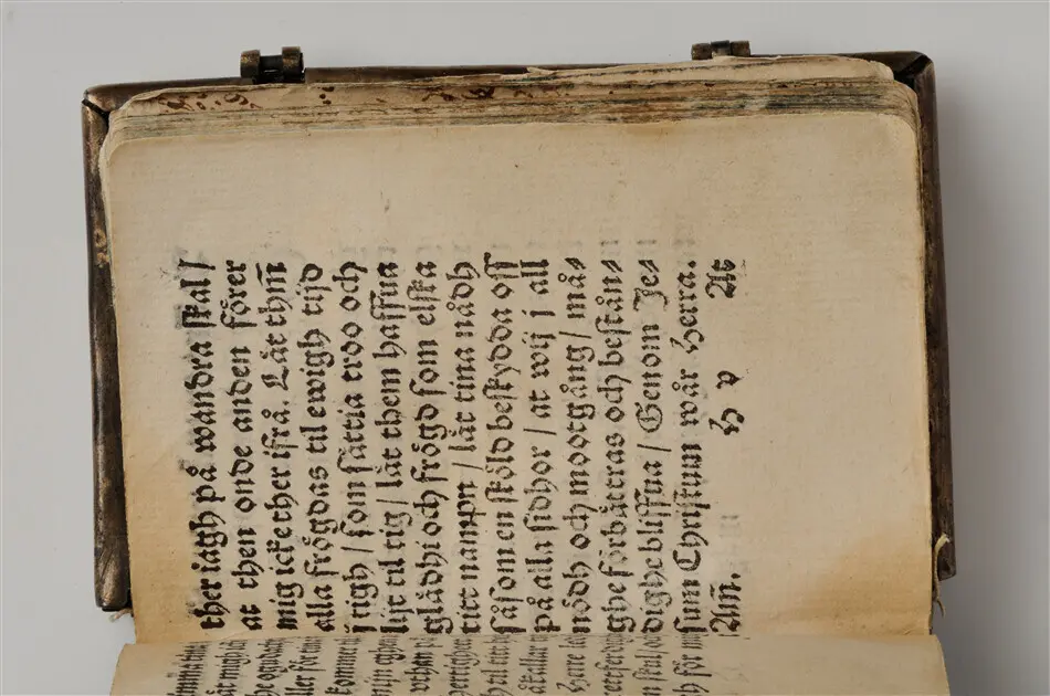 Bönbok, titel: "Någhra gudeligha böner utdragna aff then helga scrifft", tryckt hos Amund Laurentzon, Stockholm 1559.
